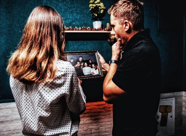 Перформанс Один дома в Твери